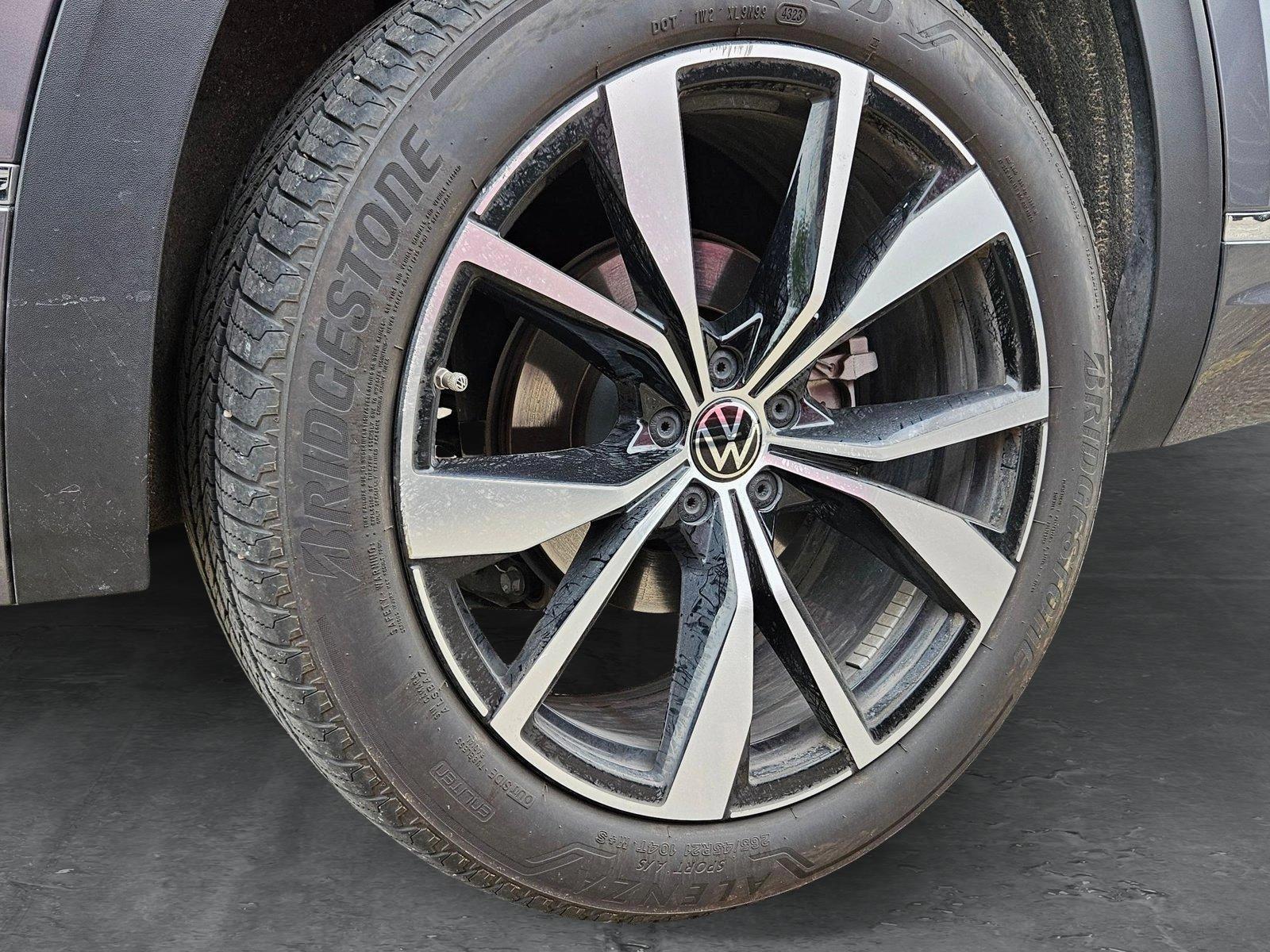 2024 Volkswagen Atlas Vehicle Photo in WACO, TX 76710-2592