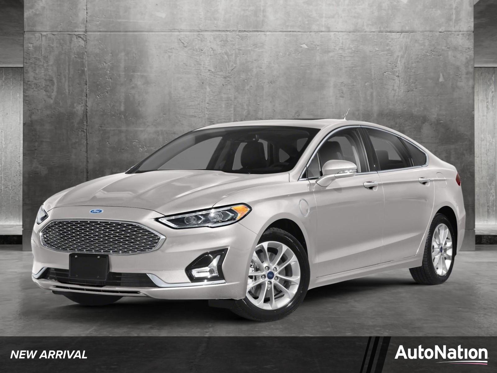2019 Ford Fusion Energi Vehicle Photo in Valencia, CA 91355