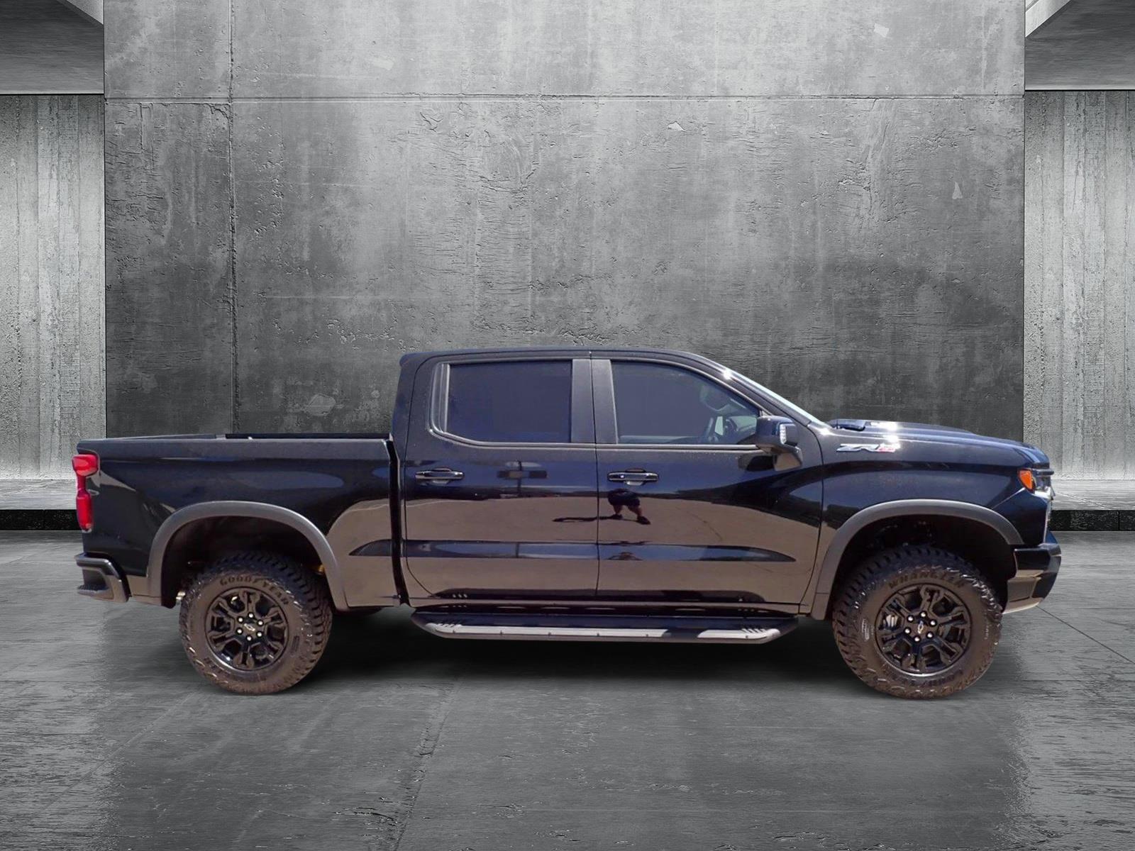 2025 Chevrolet Silverado 1500 Vehicle Photo in DENVER, CO 80221-3610