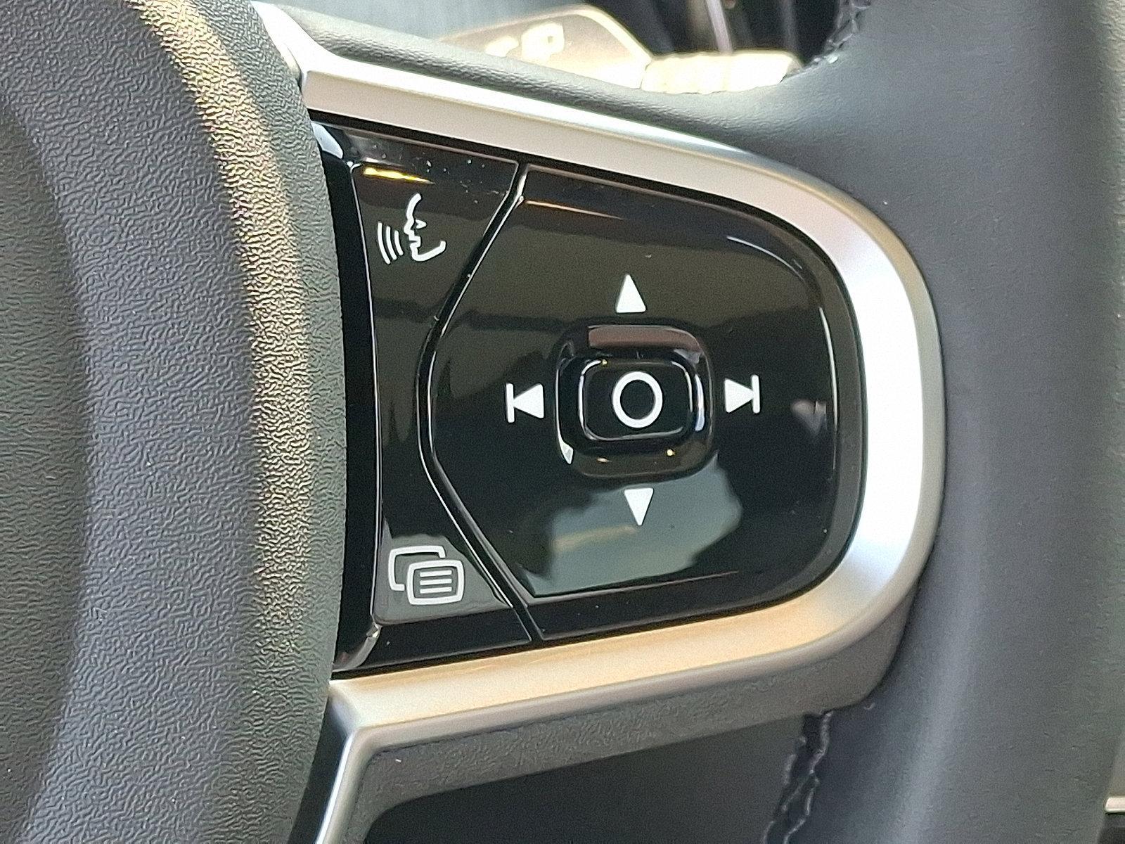 2025 Volvo XC60 Plug-In Hybrid Vehicle Photo in Trevose, PA 19053