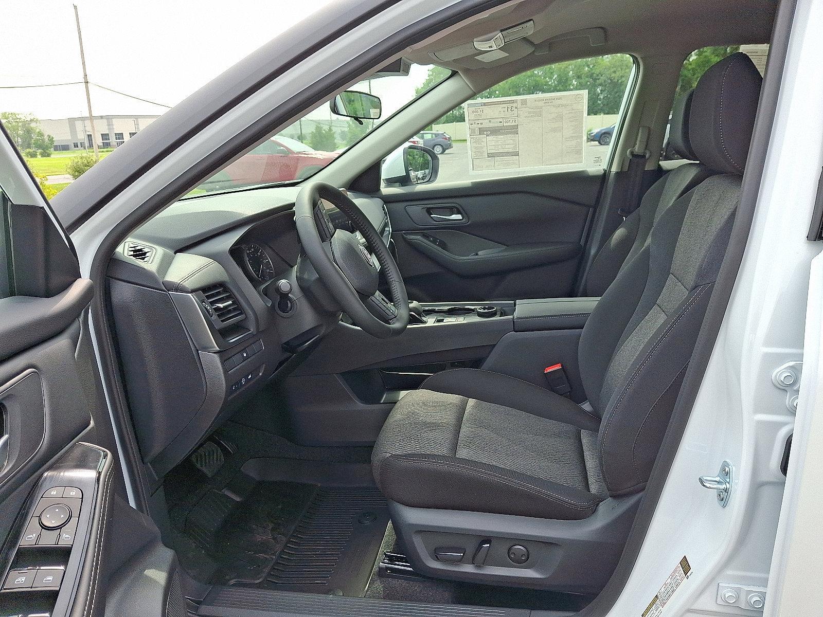 2025 Nissan Rogue Vehicle Photo in Mechanicsburg, PA 17050-2306