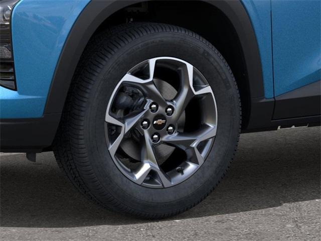 2025 Chevrolet Trax Vehicle Photo in ENGLEWOOD, CO 80113-6708