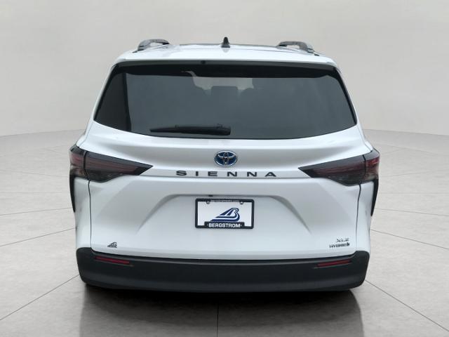 2023 Toyota Sienna Vehicle Photo in GREEN BAY, WI 54303-3330
