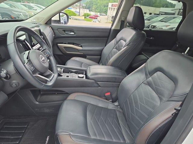 2023 Nissan Pathfinder Vehicle Photo in Pleasant Hills, PA 15236