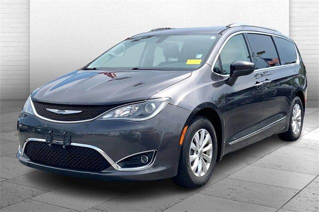 2018 Chrysler Pacifica Vehicle Photo in INDEPENDENCE, MO 64055-1377