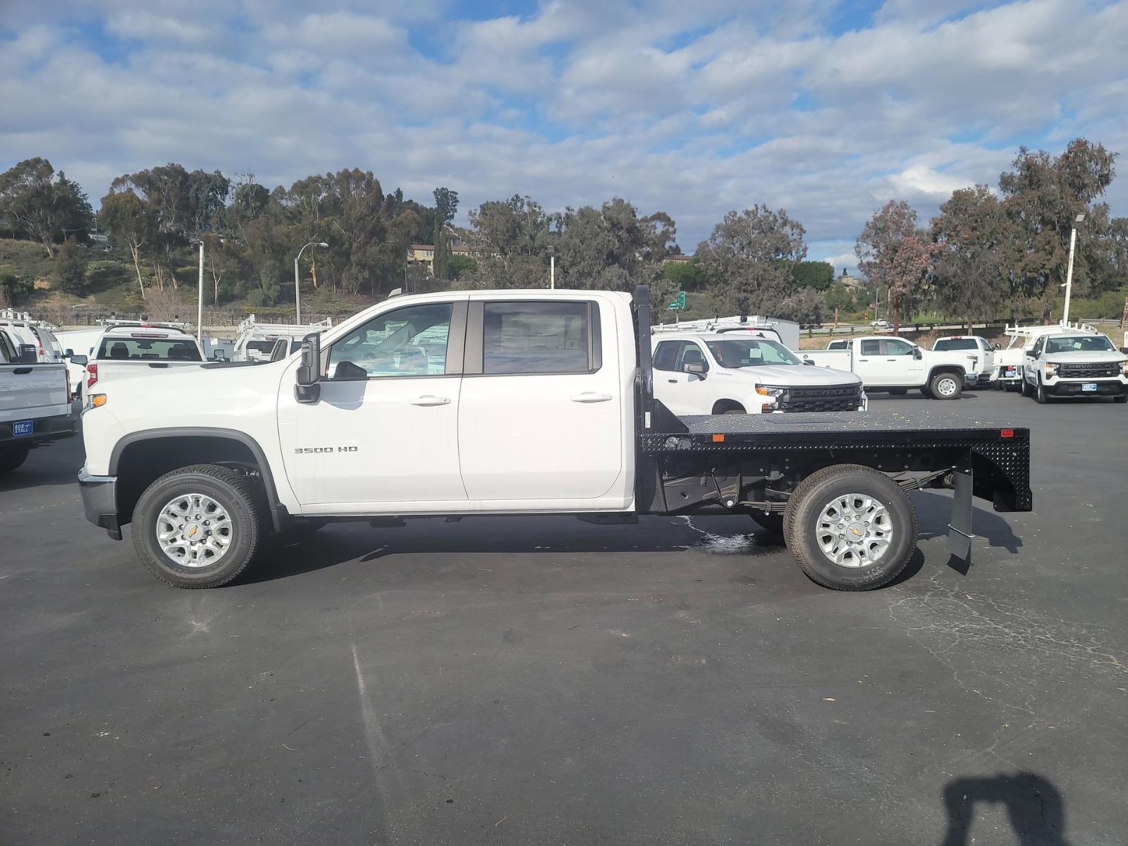 2023 Chevrolet Silverado 3500 HD CC Vehicle Photo in LA MESA, CA 91942-8211