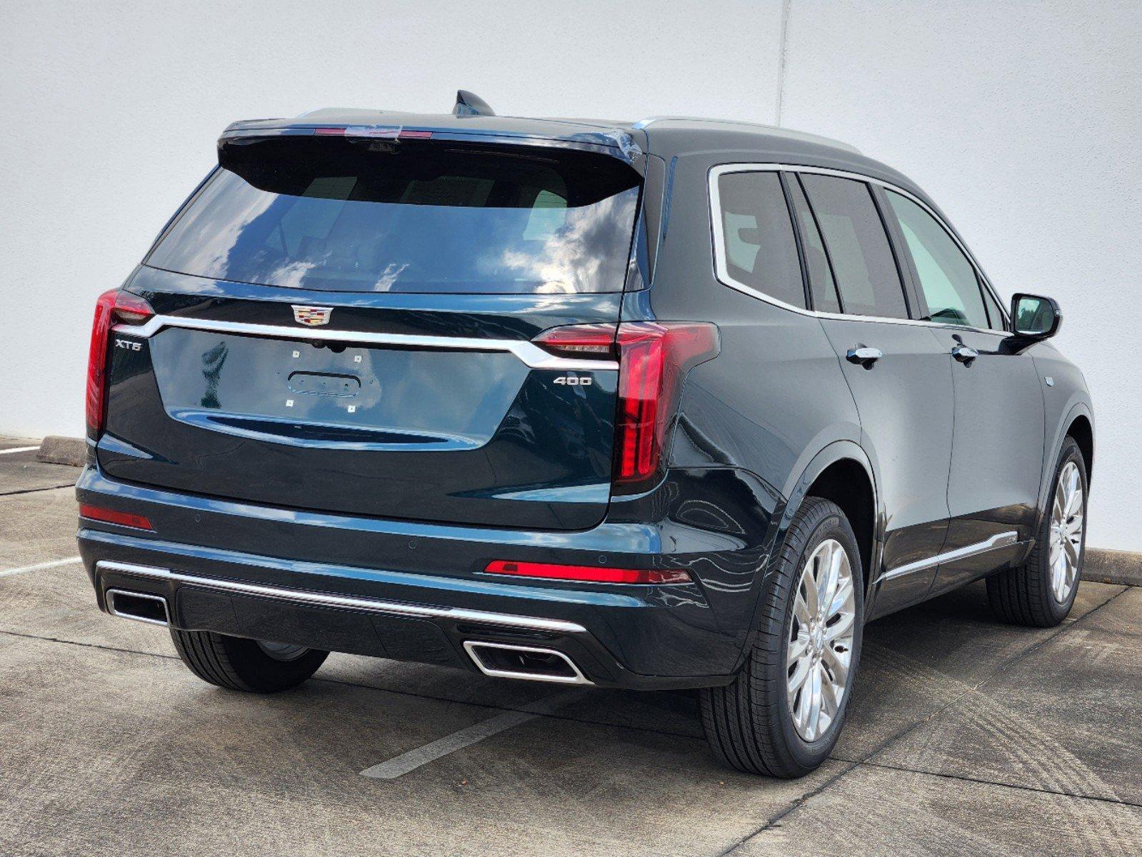 2024 Cadillac XT6 Vehicle Photo in HOUSTON, TX 77079-1502