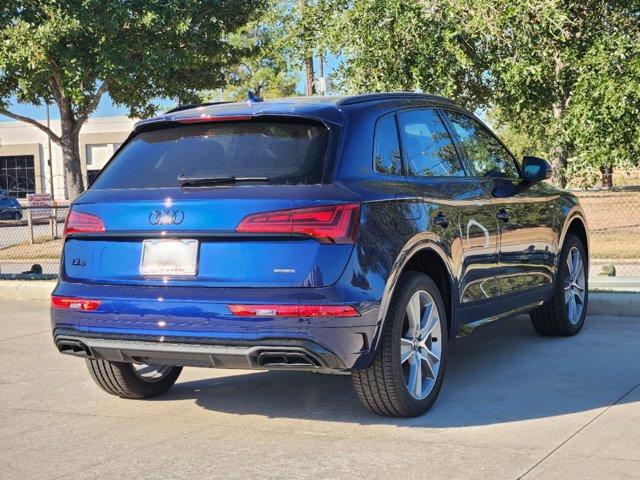 2025 Audi Q5 Vehicle Photo in HOUSTON, TX 77090