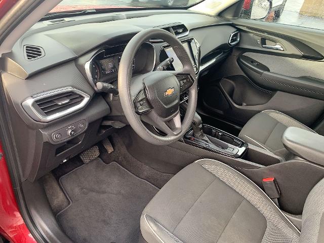 2021 Chevrolet Trailblazer Vehicle Photo in MOON TOWNSHIP, PA 15108-2571