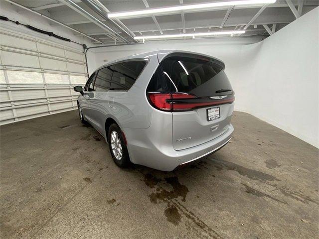 2023 Chrysler Pacifica Vehicle Photo in PORTLAND, OR 97225-3518