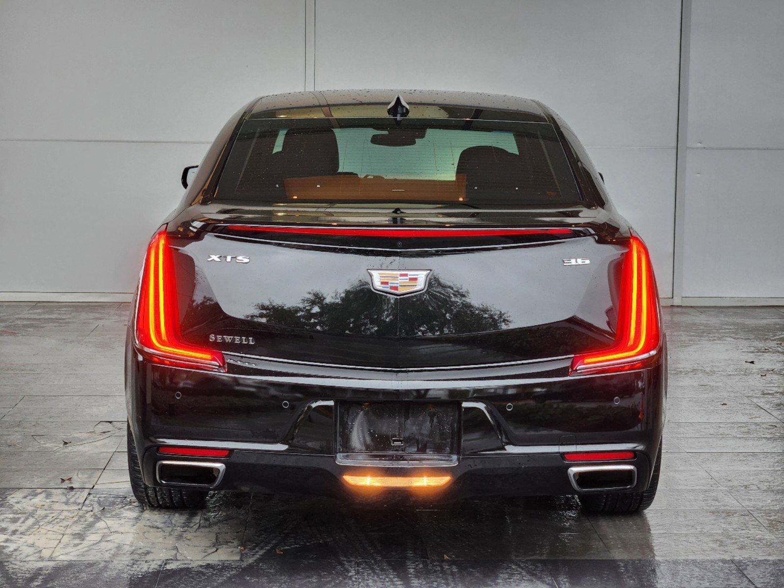 2019 Cadillac XTS Vehicle Photo in HOUSTON, TX 77079-1502