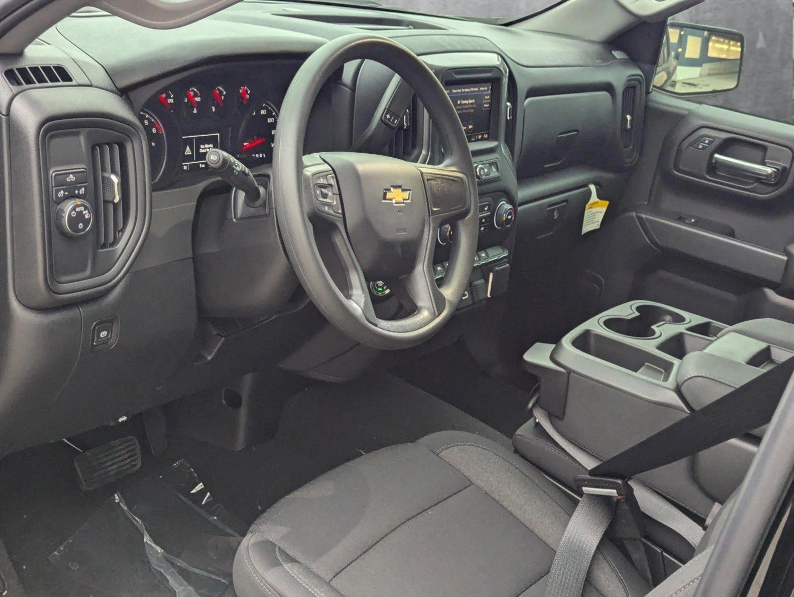 2025 Chevrolet Silverado 1500 Vehicle Photo in PEMBROKE PINES, FL 33024-6534