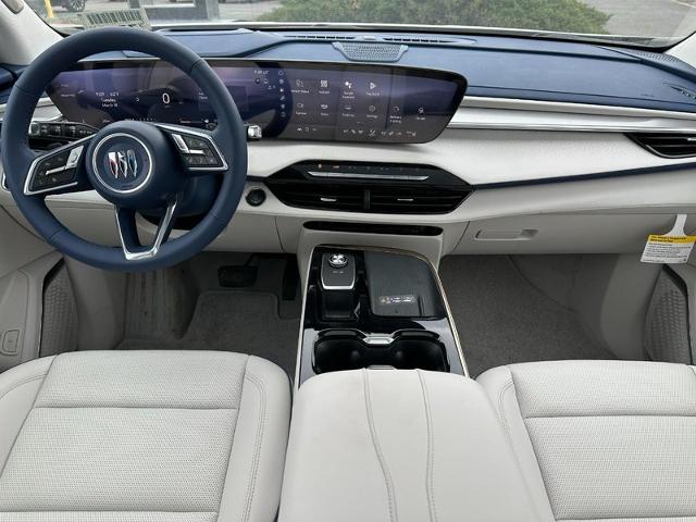 2025 Buick Enclave Vehicle Photo in COLUMBIA, MO 65203-3903
