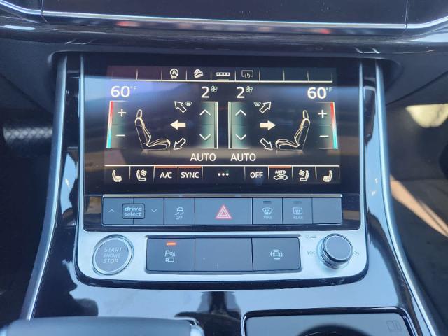 2025 Audi Q7 Vehicle Photo in HOUSTON, TX 77090
