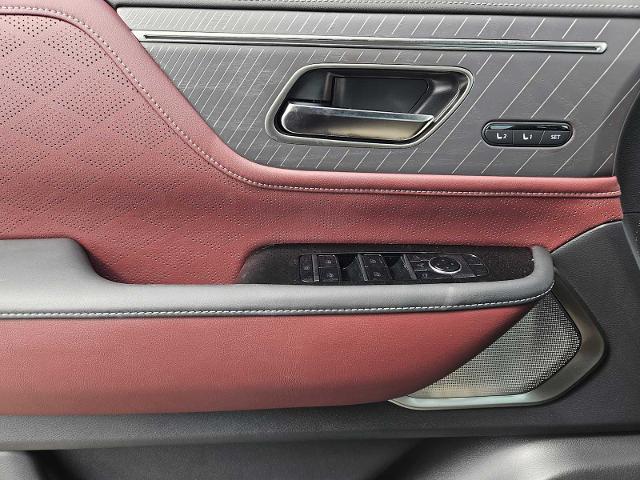 2025 INFINITI QX80 Vehicle Photo in Fort Worth, TX 76132