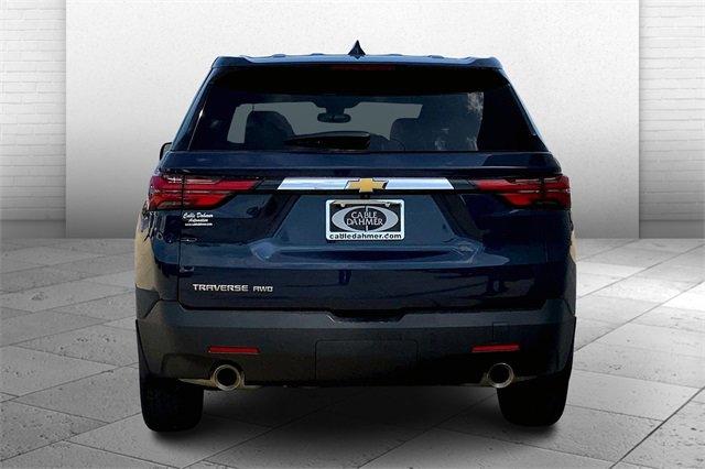 2022 Chevrolet Traverse Vehicle Photo in TOPEKA, KS 66609-0000