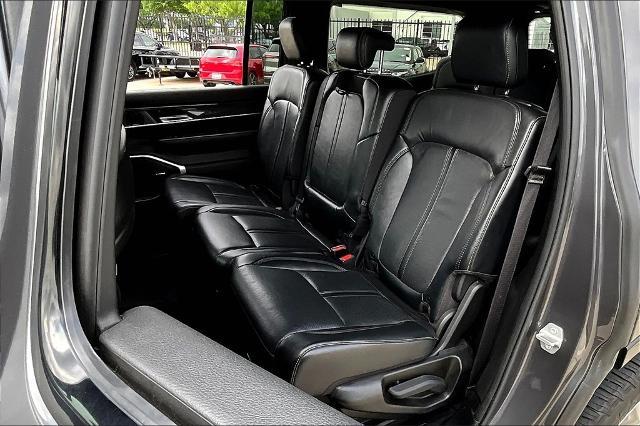 2022 Jeep Wagoneer Vehicle Photo in Grapevine, TX 76051