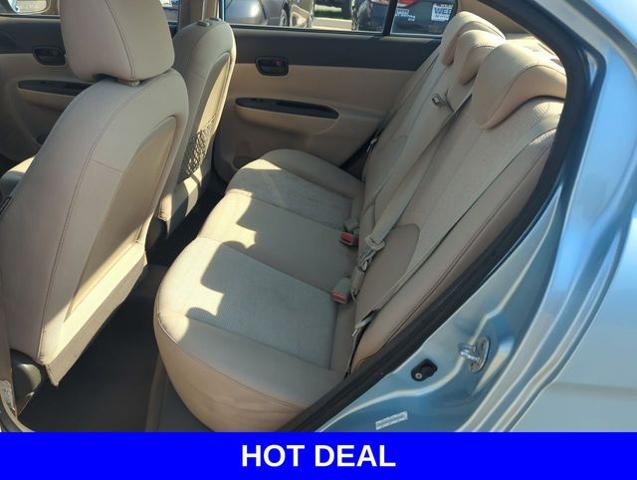 2011 Hyundai ACCENT Vehicle Photo in Merrillville, IN 46410