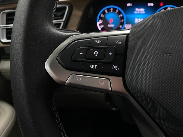 2025 Volkswagen Atlas Vehicle Photo in Appleton, WI 54913