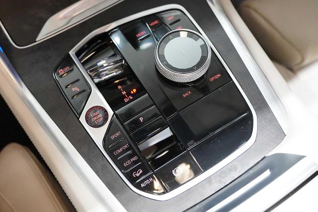 2024 BMW X6 xDrive40i Vehicle Photo in GRAPEVINE, TX 76051
