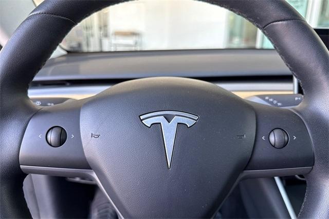 2020 Tesla Model 3 Vehicle Photo in ELK GROVE, CA 95757-8703