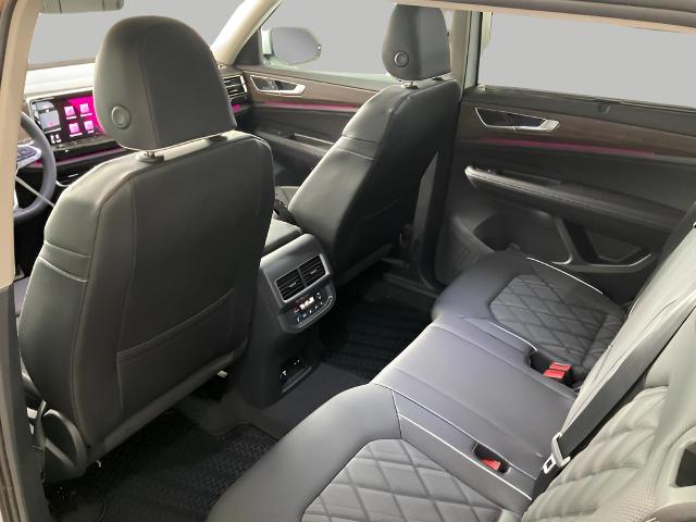 2025 Volkswagen Atlas Vehicle Photo in Oshkosh, WI 54904