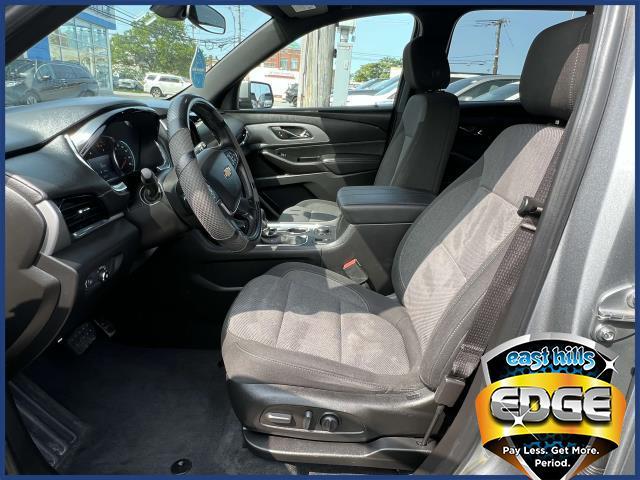 2023 Chevrolet Traverse Vehicle Photo in Roslyn, NY 11576