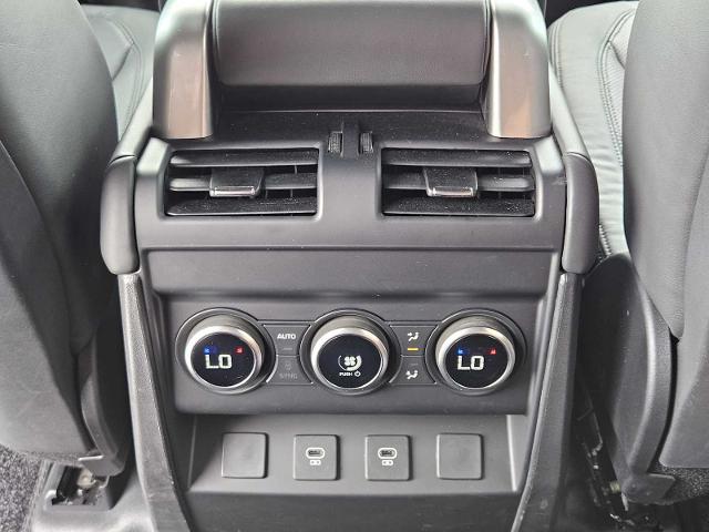 2024 Defender Vehicle Photo in AUSTIN, TX 78717