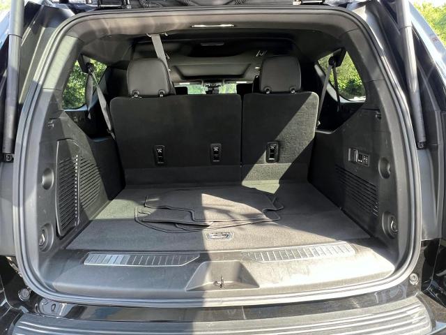 2023 Chevrolet Suburban Vehicle Photo in Roslyn, NY 11576