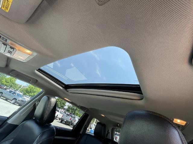 2019 Toyota Highlander Vehicle Photo in BENTONVILLE, AR 72712-4322