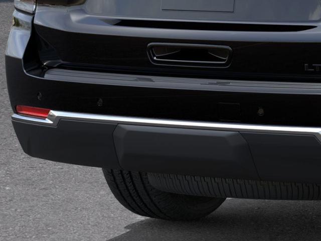 2025 Chevrolet Suburban Vehicle Photo in KANSAS CITY, MO 64114-4502