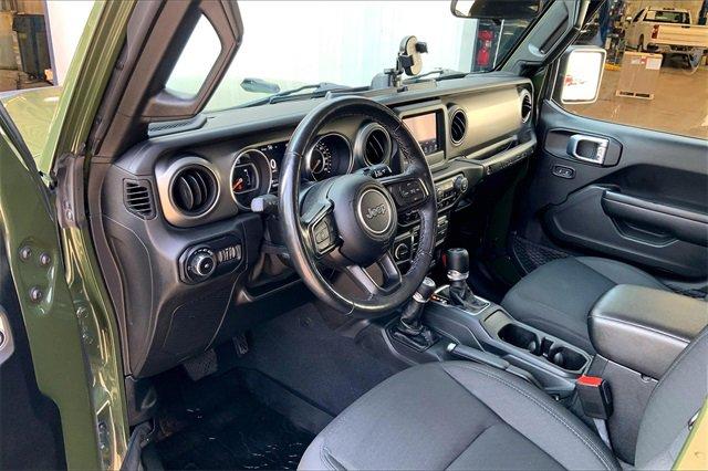 2021 Jeep Wrangler Vehicle Photo in KANSAS CITY, MO 64114-4502