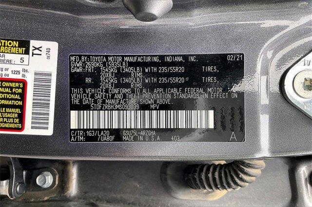 2021 Toyota Highlander Vehicle Photo in INDEPENDENCE, MO 64055-1314