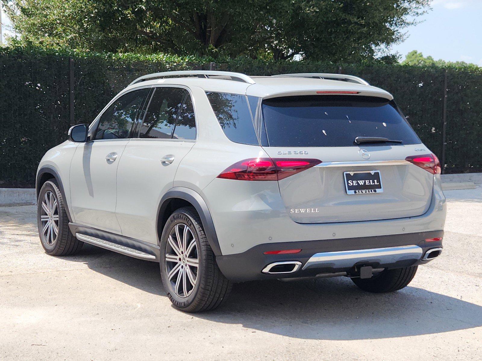 2025 Mercedes-Benz GLE Vehicle Photo in HOUSTON, TX 77079