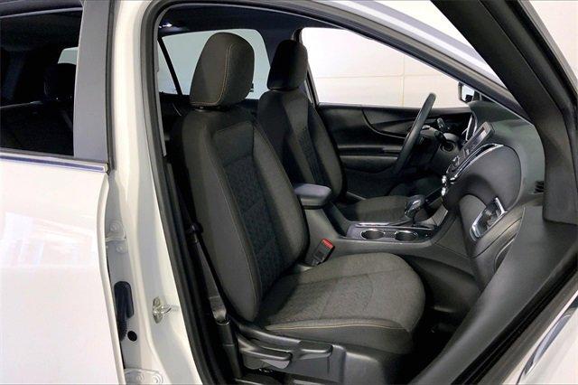 2022 Chevrolet Equinox Vehicle Photo in KANSAS CITY, MO 64114-4502