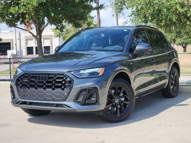 2024 Audi Q5 Vehicle Photo in HOUSTON, TX 77090