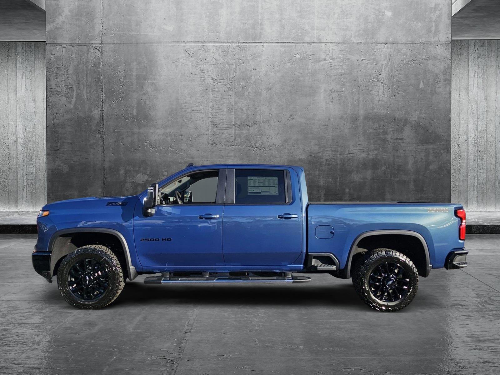 2025 Chevrolet Silverado 2500 HD Vehicle Photo in GREENACRES, FL 33463-3207