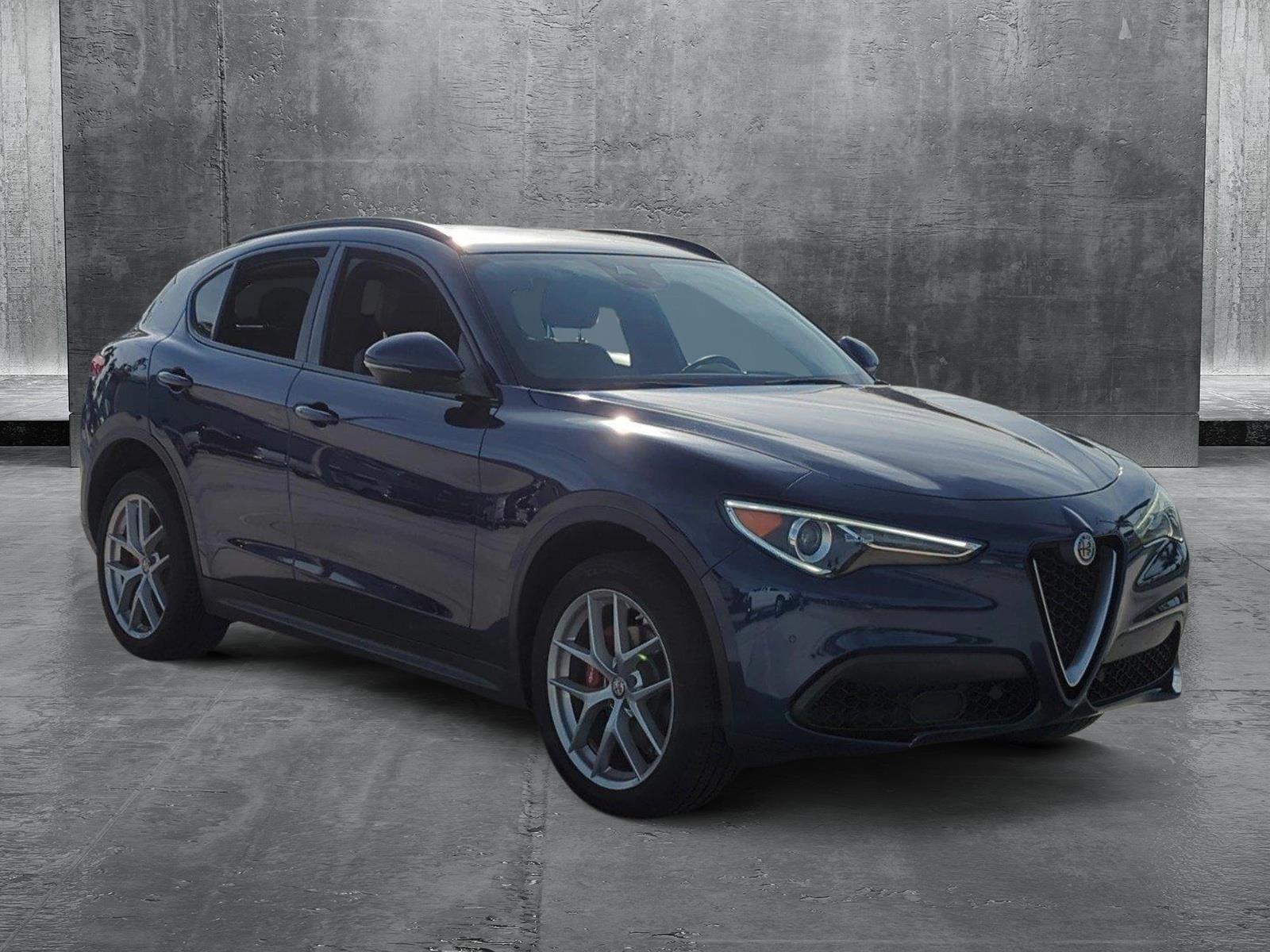 2018 Alfa Romeo Stelvio Vehicle Photo in Pembroke Pines, FL 33027