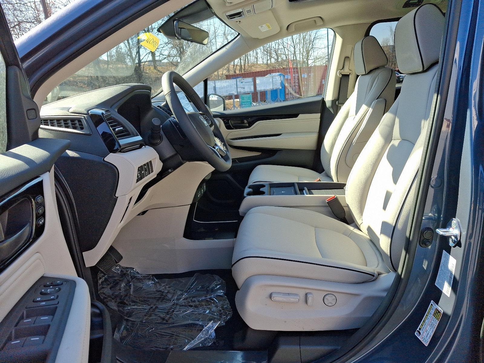 2025 Honda Odyssey Vehicle Photo in Harrisburg, PA 17111
