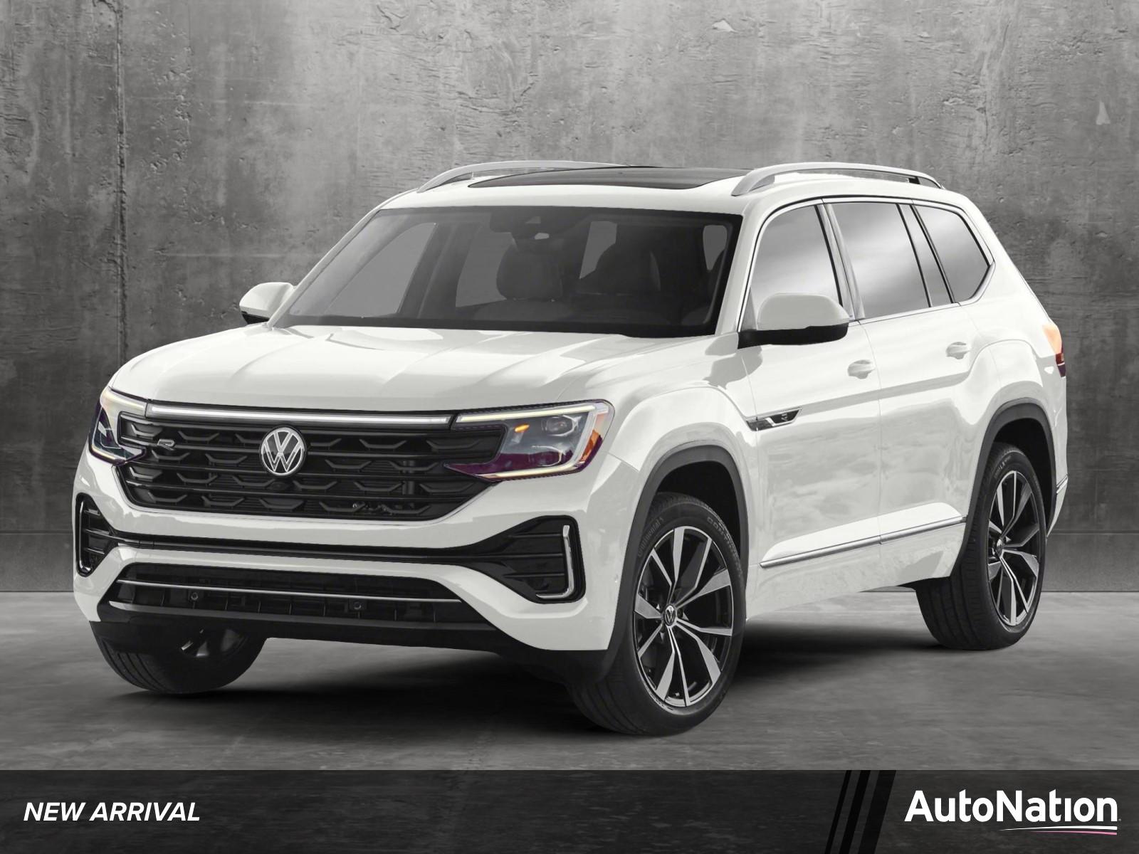 2024 Volkswagen Atlas Vehicle Photo in MIAMI, FL 33172-3015