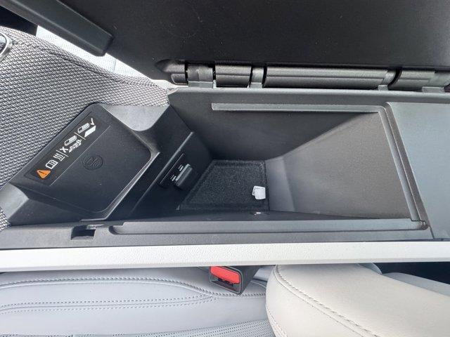 2025 Cadillac OPTIQ Vehicle Photo in LEOMINSTER, MA 01453-2952