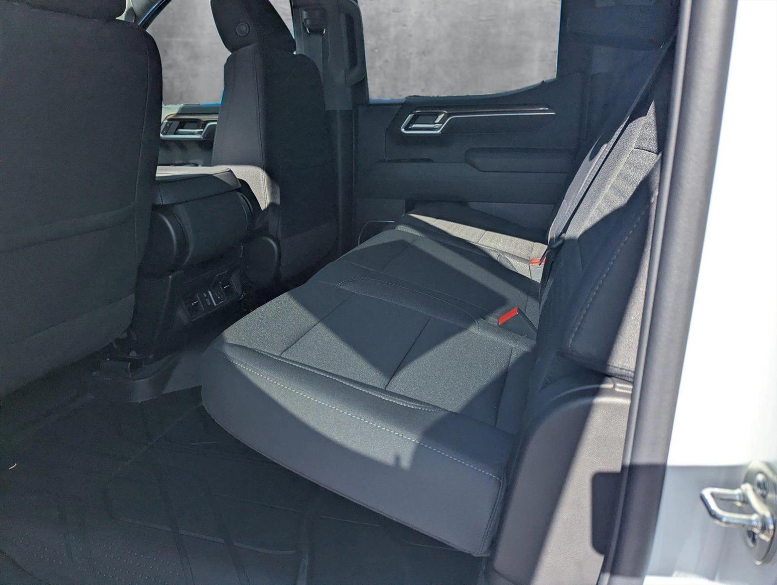 2025 Chevrolet Silverado 1500 Vehicle Photo in GREENACRES, FL 33463-3207