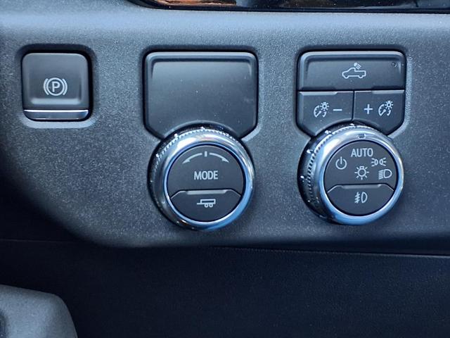 2025 GMC Sierra 1500 Vehicle Photo in Denton, TX 76205