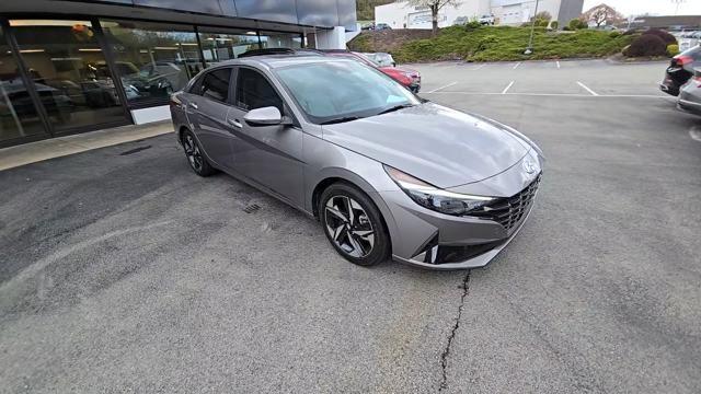 2023 Hyundai ELANTRA Vehicle Photo in Pleasant Hills, PA 15236