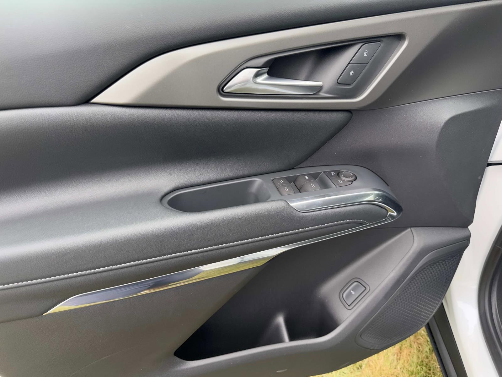 2025 Chevrolet Traverse Vehicle Photo in LOS ANGELES, CA 90007-3794
