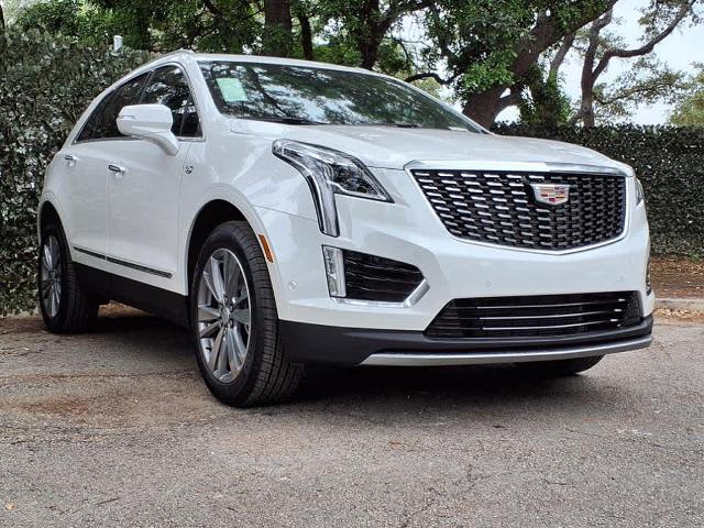 2025 Cadillac XT5 Vehicle Photo in San Antonio, TX 78230-1001