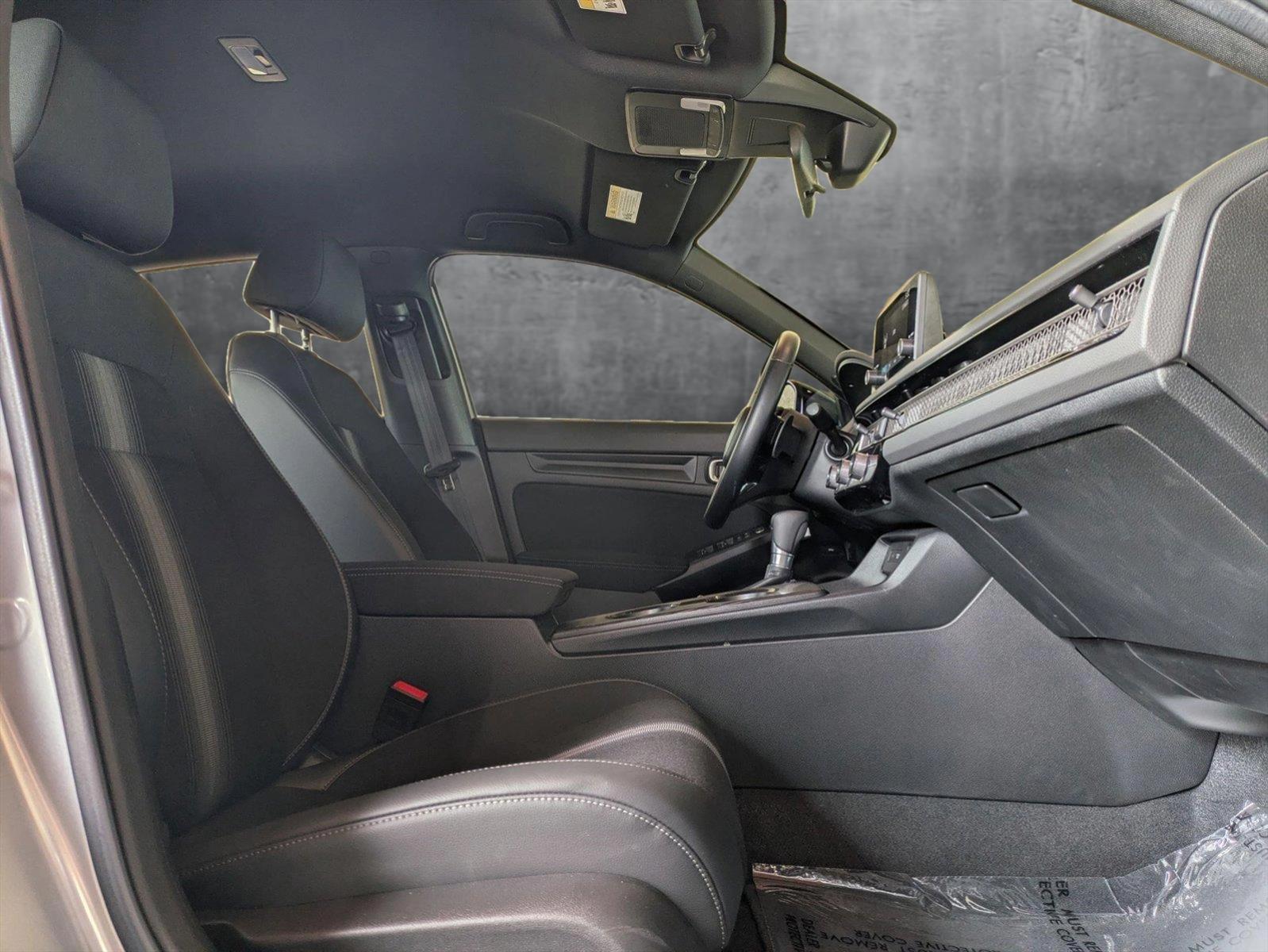 2024 Honda Civic Sedan Vehicle Photo in Valencia, CA 91355-1794