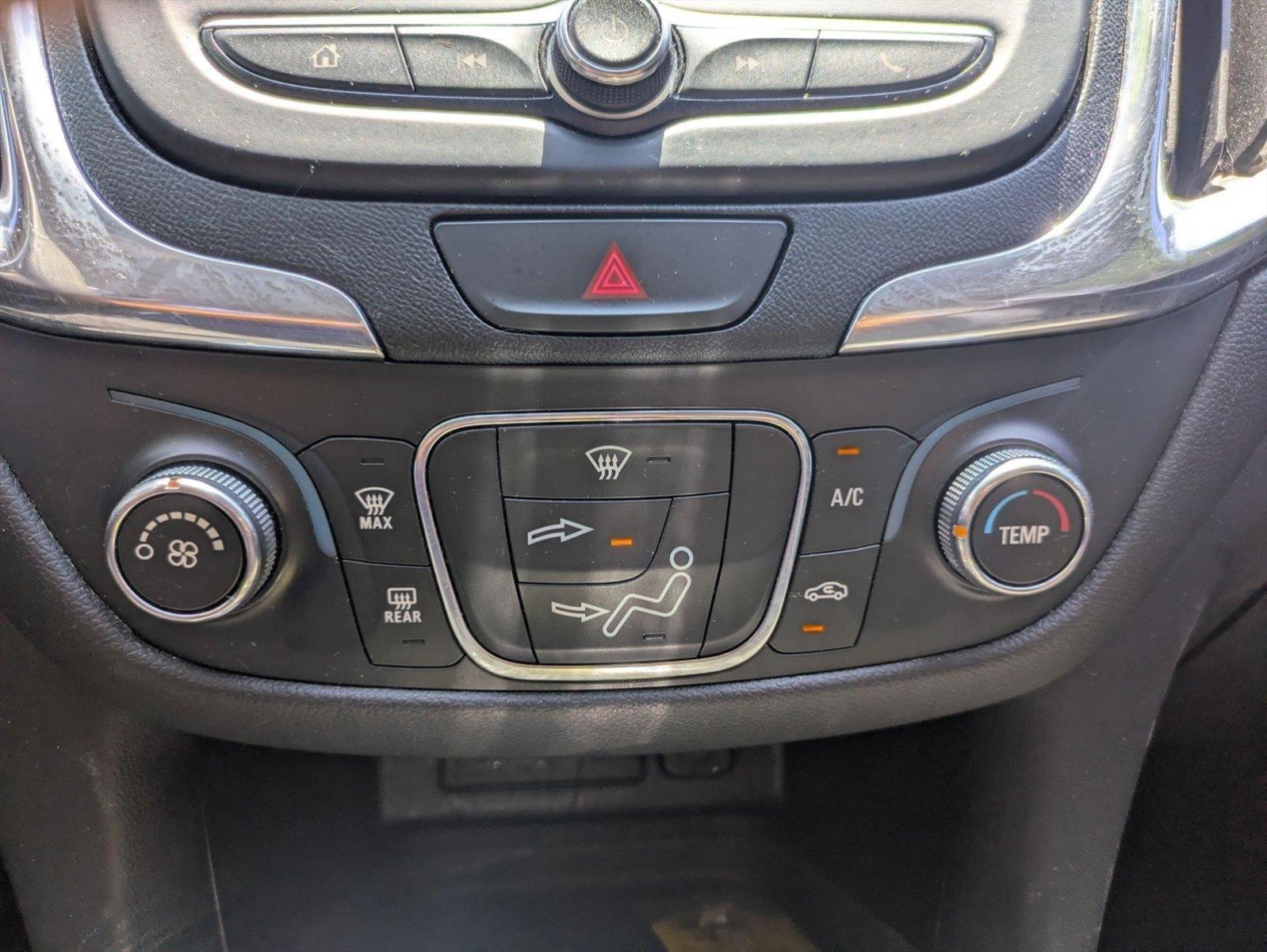 2019 Chevrolet Equinox Vehicle Photo in GREENACRES, FL 33463-3207