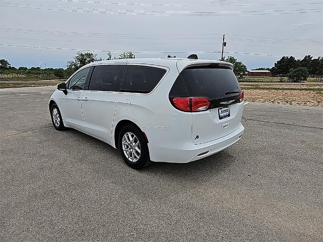 2022 Chrysler Voyager Vehicle Photo in EASTLAND, TX 76448-3020