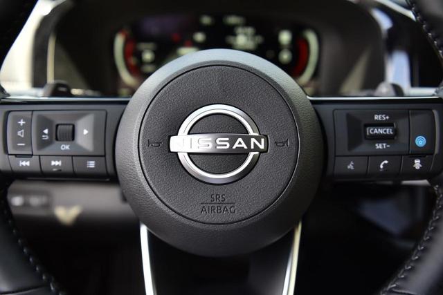 2025 Nissan Pathfinder Vehicle Photo in Ballwin, MO 63011